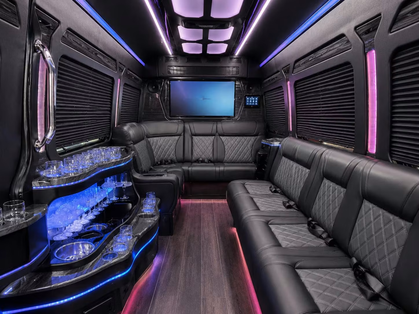 bus rental options for rochester trips