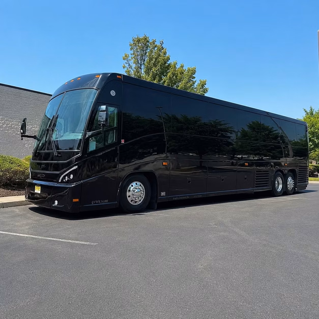 multi day charter bus rentals for rochester groups traveling across the midwest