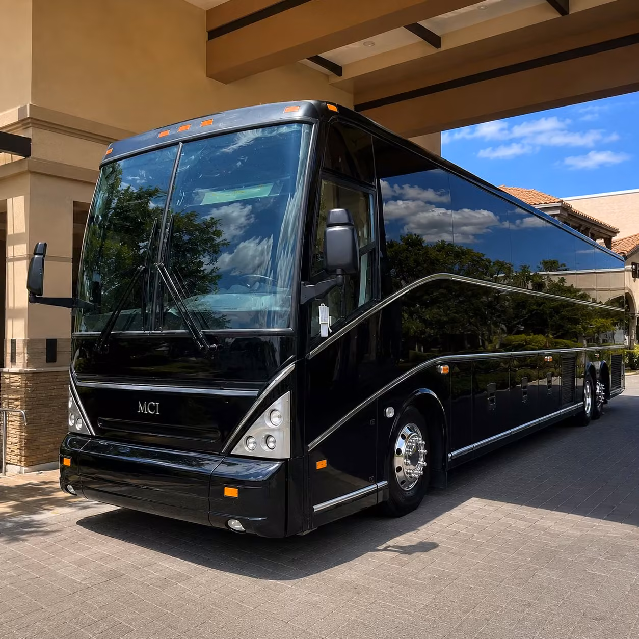 rochester corporate employee shuttle bus services
